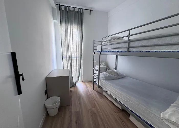 לינה וארוחת בוקר Md טורמולינוס