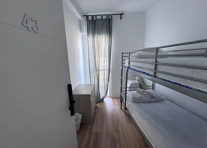 לינה וארוחת בוקר Md